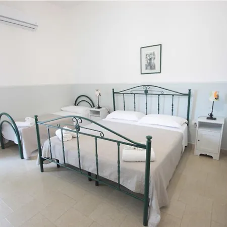 Punta Prosciutto Bed 3*