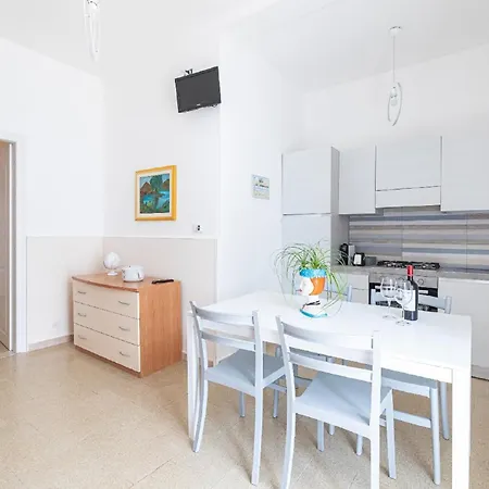 Punta Prosciutto Bed Πανσιόν *