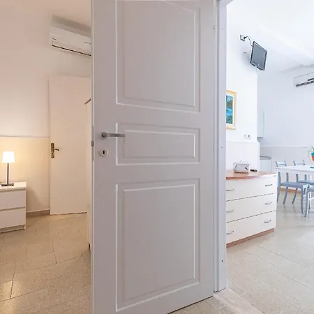 Punta Prosciutto Bed Πανσιόν Torre Lapillo