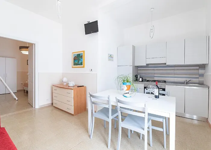 Punta Prosciutto Bed 招待所 *